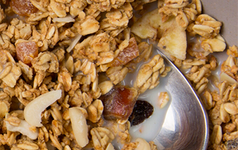 GRANOLA CON NUECES
